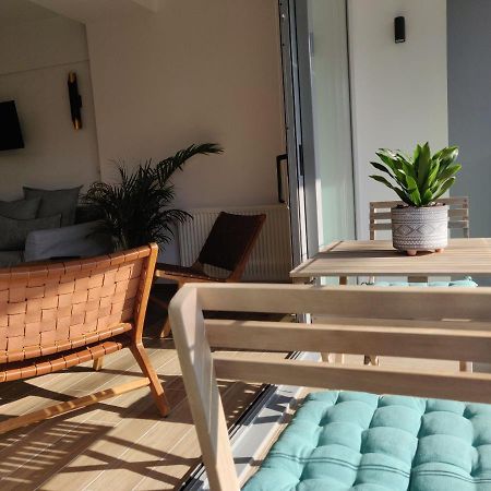 Sunny New Lovely Apartment 60 Meters From The Metro Atena Exterior foto