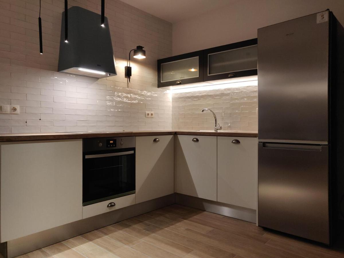 Sunny New Lovely Apartment 60 Meters From The Metro Atena Exterior foto