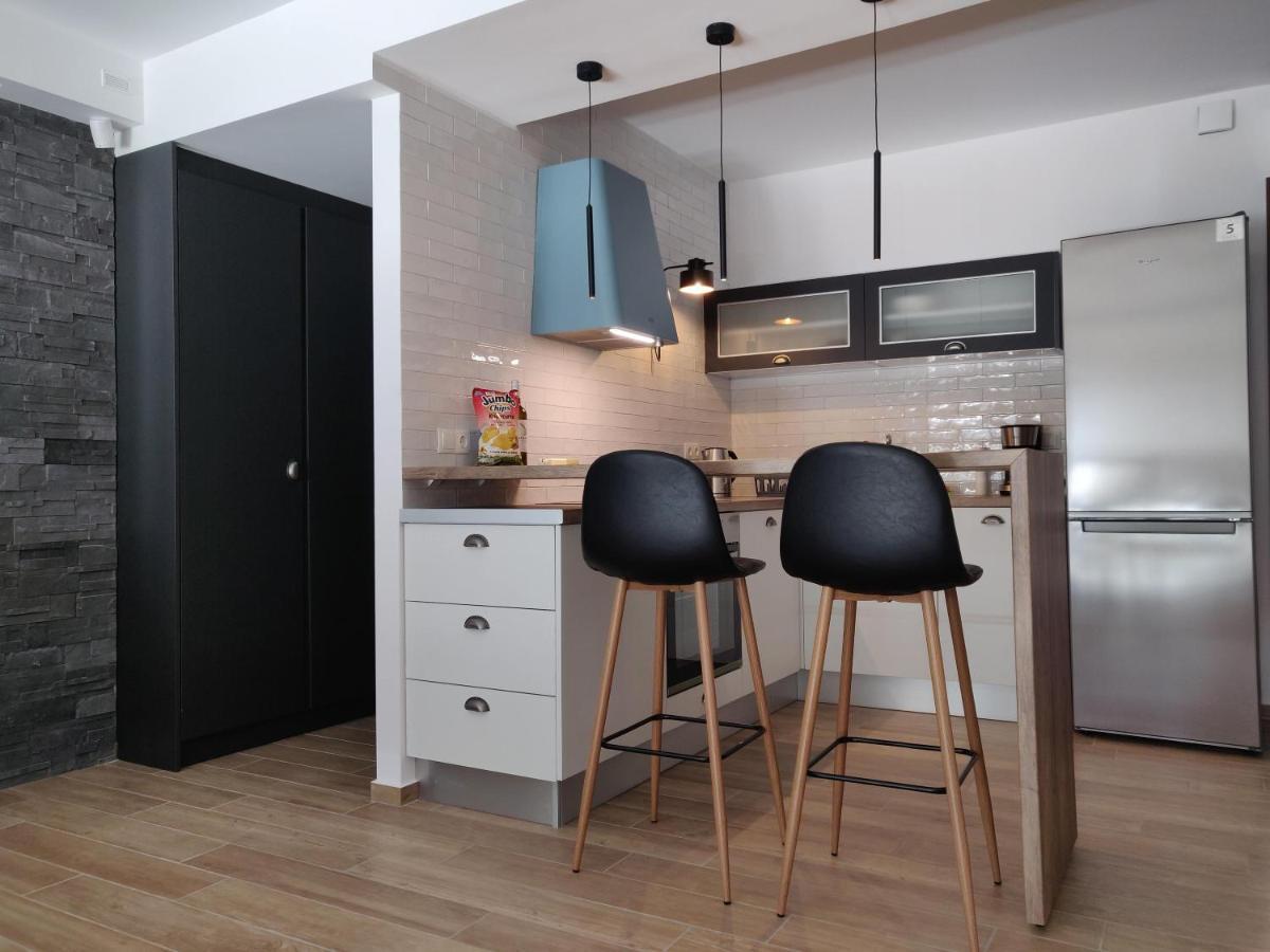 Sunny New Lovely Apartment 60 Meters From The Metro Atena Exterior foto